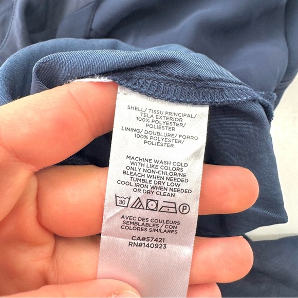 Loft Navy Satin Silky Flutter Sleeve Wide Leg Jumpsuit Sz 8 Contemporary Modern - Picture 11 of 16